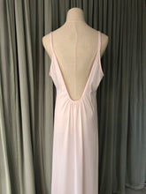 1980s Long Pale Pink Nylon Night Gown Applique