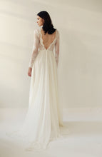 Leanne Marshall - "Iona" Wedding Gown