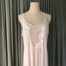 1980s Long Pale Pink Nylon Night Gown Applique